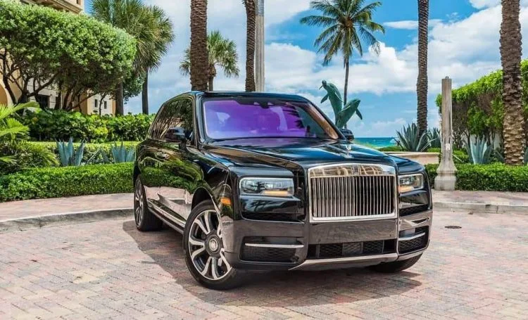 Rent a Rolls Royce Cullinan in Miami