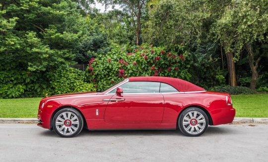 Rent a Rolls Royce Dawn